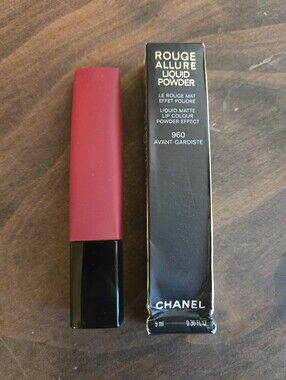 CHANEL Rouge Allure Liquid Powder 960 Avant-Gardiste
